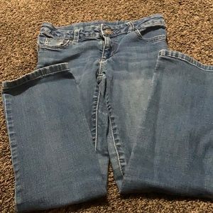 🌹$1 with any purchase. Girls jeans